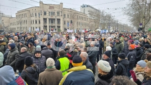 Političke odluke su teže